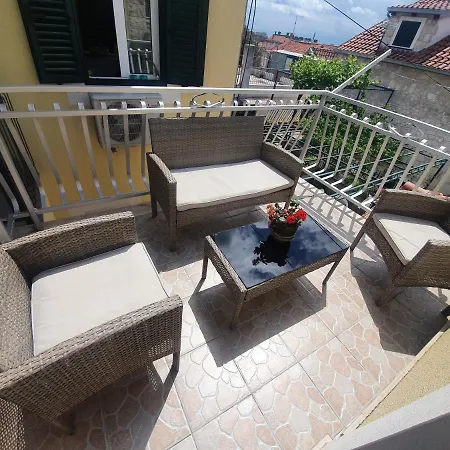 Apartment Duje *