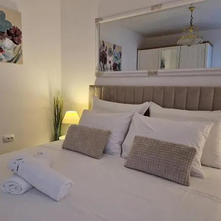 Duje Apartment