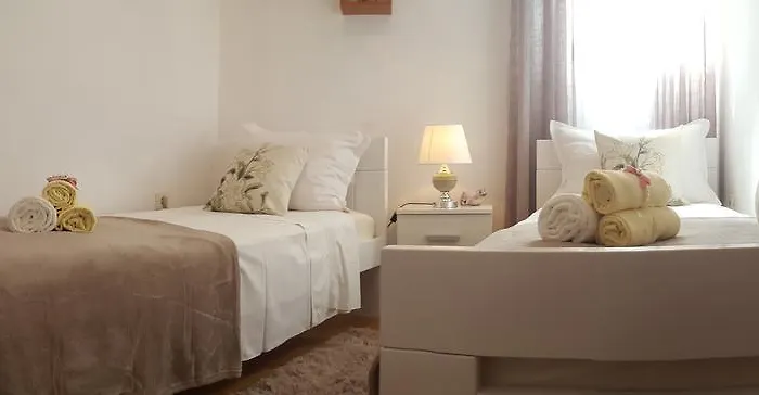 Апартаменты Duje